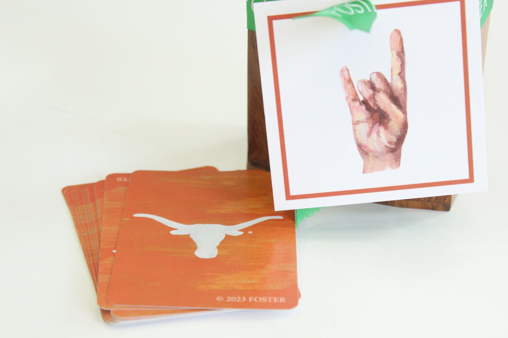 UT Hook Em Horns gift tags by FOSTER. Graduation gift tags. 